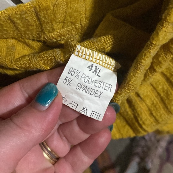 Super Soft Stretchy Yellow Two Piece Matching Long T-Shirt Bike Shorts Set - Picture 5 of 5